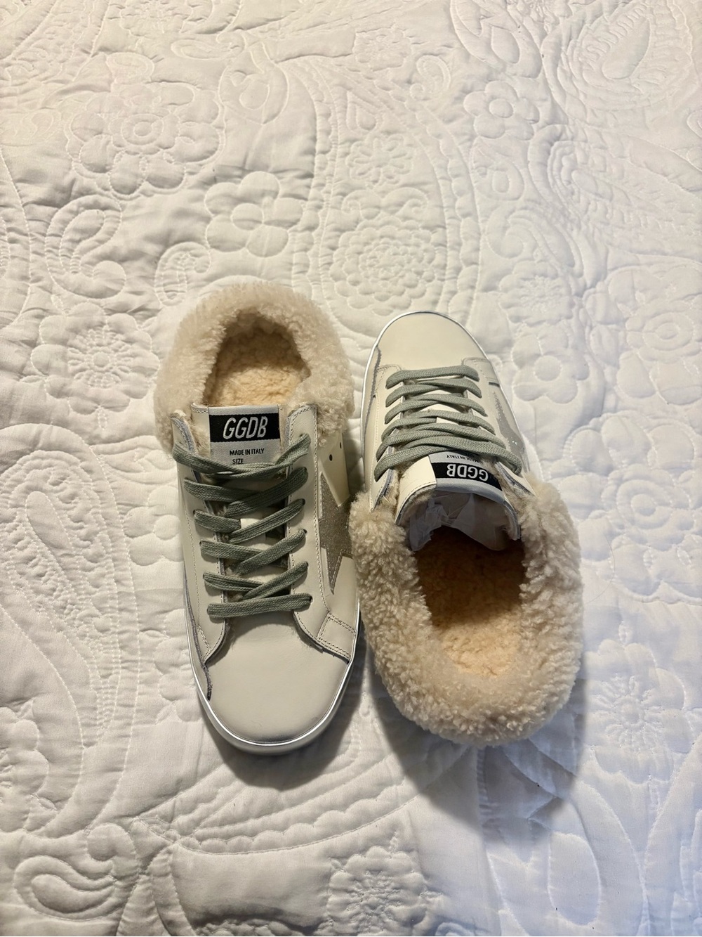 Shabot Golden Goose Superstar with a shearling liner